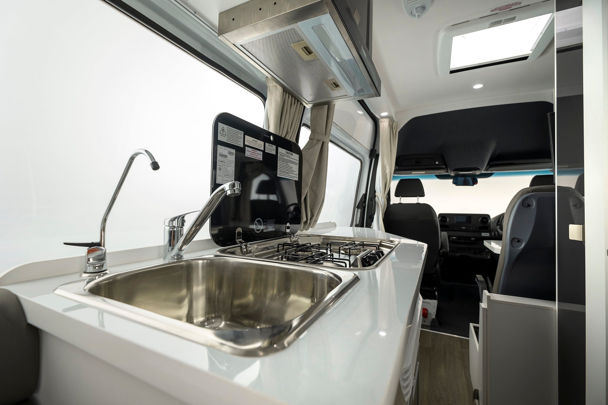 WINNEBAGO BONDI 4S