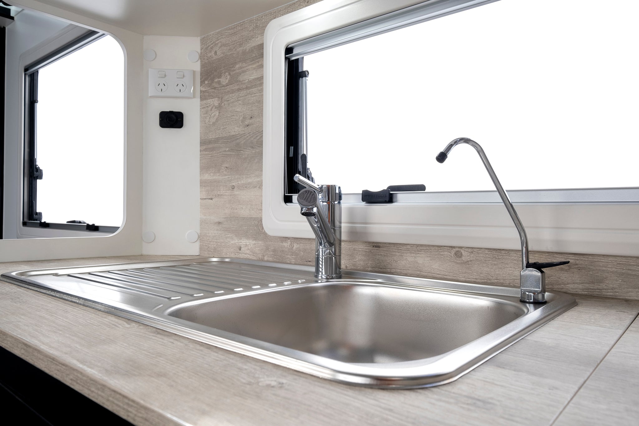 Windsor Genesis 196RD Kitchen sink